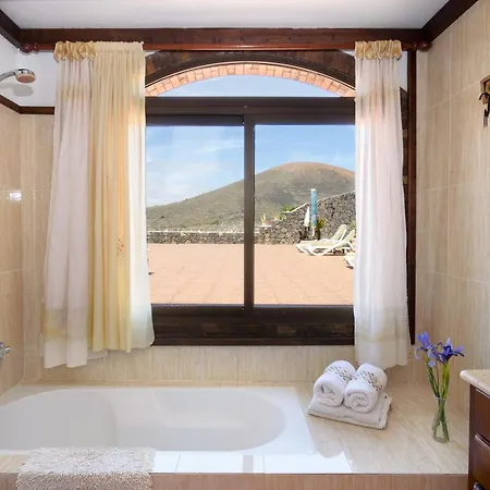 Casa Clara 1 *